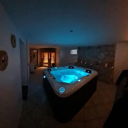 Katharos Avec Et Piscine * Vesly