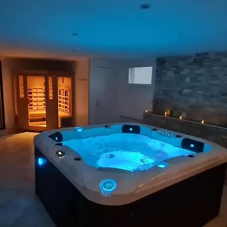 Villa Katharos Avec Et Piscine Vesly