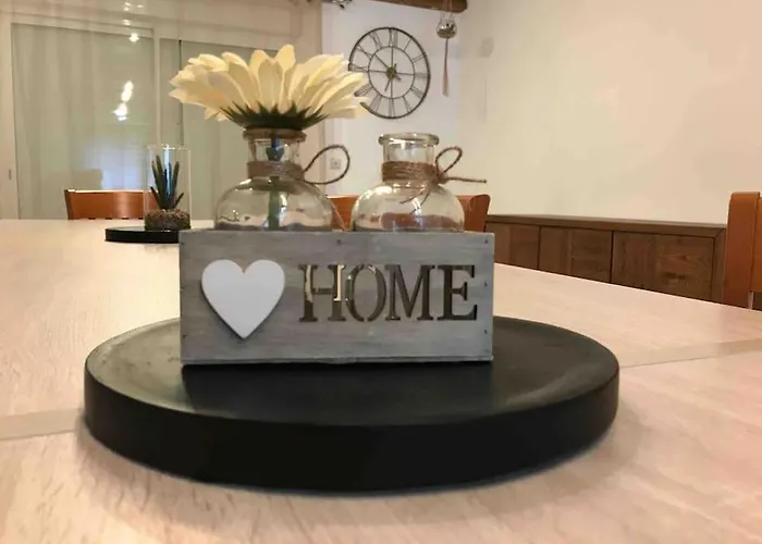 Katharos Avec Et Piscine Vesly