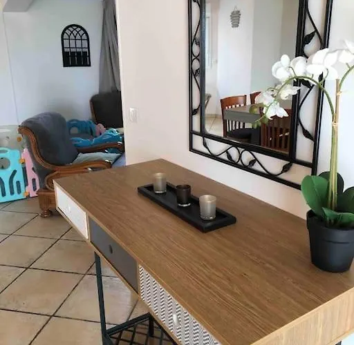 Katharos Avec Et Piscine Vesly