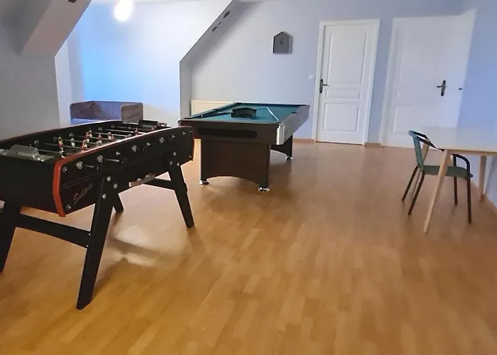 Katharos Avec Et Piscine Willa Vesly