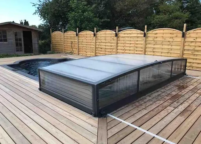 Katharos Avec Et Piscine